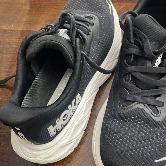 Hoka Arahi 7 - Picture 3 of 4